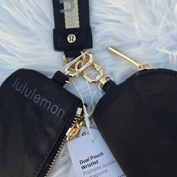 Lululemon Dual Pouch Wristlet Nwt - Picture 3 of 7
